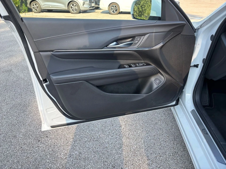 2026 Cadillac CT4 - Image 20 of 31