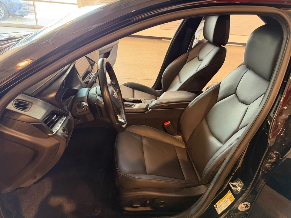 2026 Cadillac CT4 - Image 28 of 31