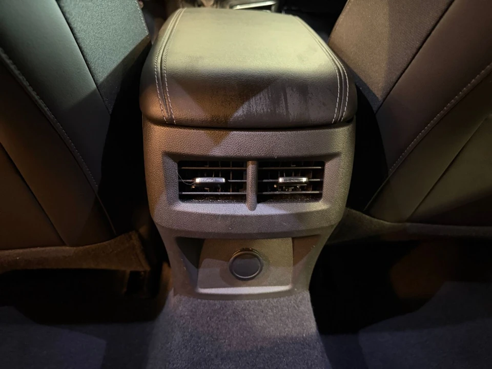 2026 Cadillac CT4 - Image 24 of 31