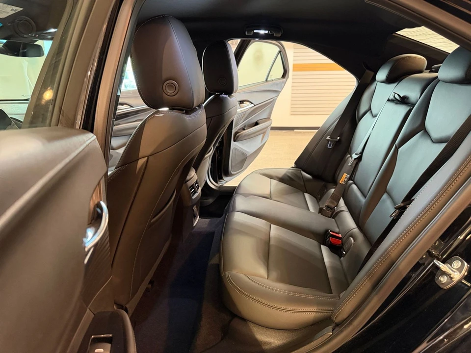 2026 Cadillac CT4 - Image 27 of 31