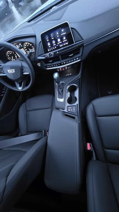 2026 Cadillac CT4 - Image 13 of 18