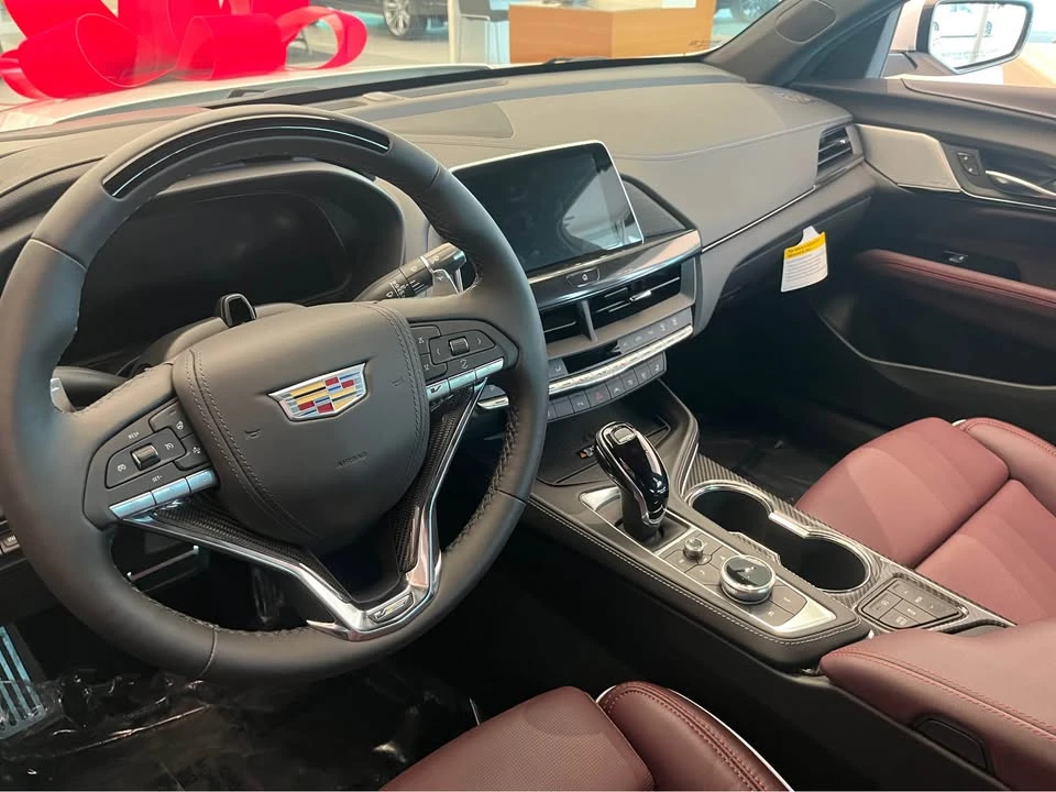 2026 Cadillac CT4-V - Image 4 of 7