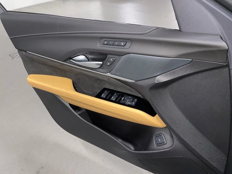 2026 Cadillac CT4-V Blackwing - Image 11 of 20