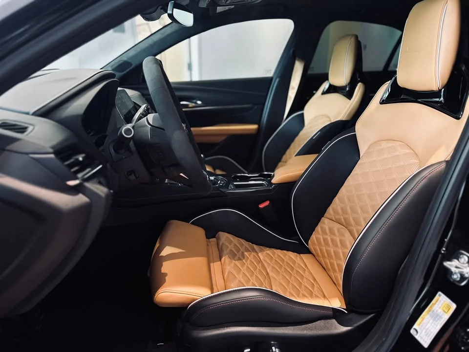 2026 Cadillac CT4-V Blackwing - Image 15 of 20