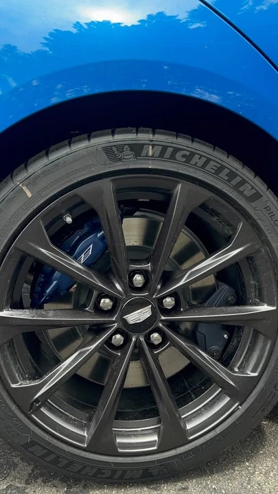 2026 Cadillac CT4-V Blackwing - Image 10 of 11