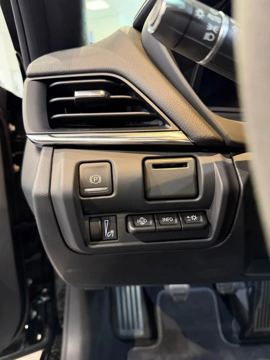 2026 Cadillac CT4-V Blackwing - Image 8 of 12