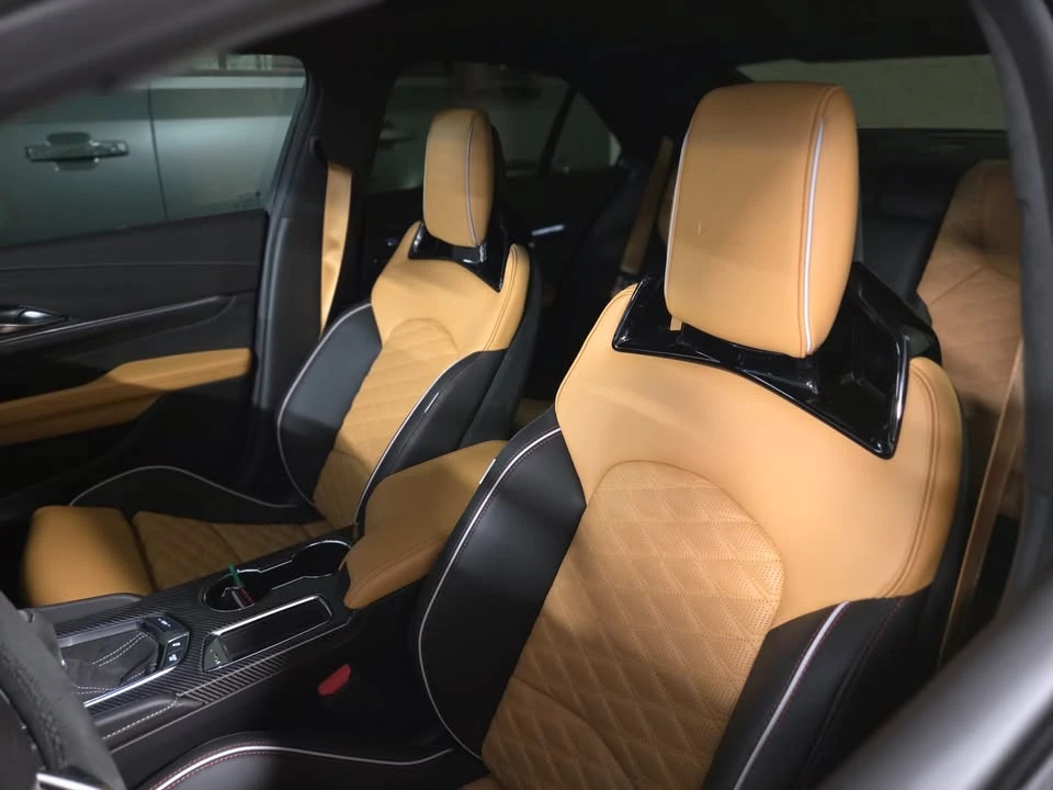 2026 Cadillac CT4-V Blackwing - Image 11 of 20