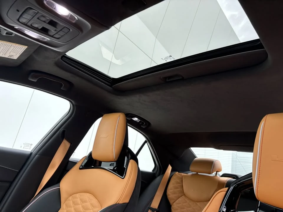 2026 Cadillac CT4-V Blackwing - Image 13 of 18
