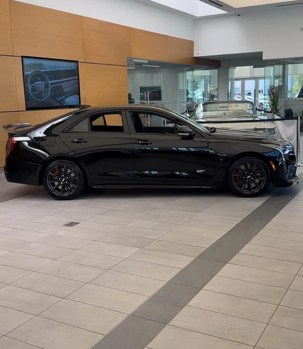2026 Cadillac CT4-V Blackwing - Image 5 of 13