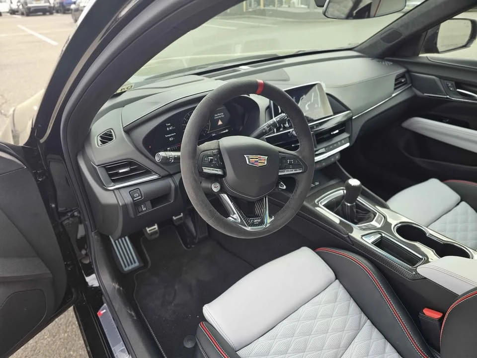 2026 Cadillac CT4-V Blackwing - Image 8 of 10