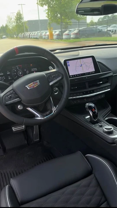 2026 Cadillac CT4-V Blackwing - Image 7 of 10