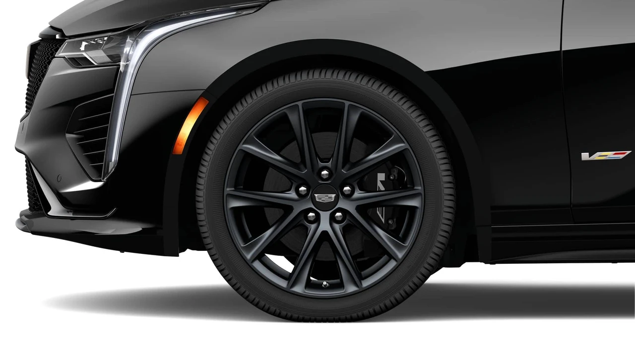 2026 Cadillac CT4-V - Image 7 of 11