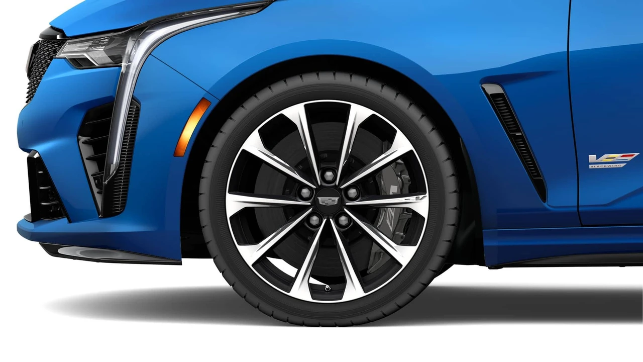 2026 Cadillac CT4-V Blackwing - Image 7 of 11