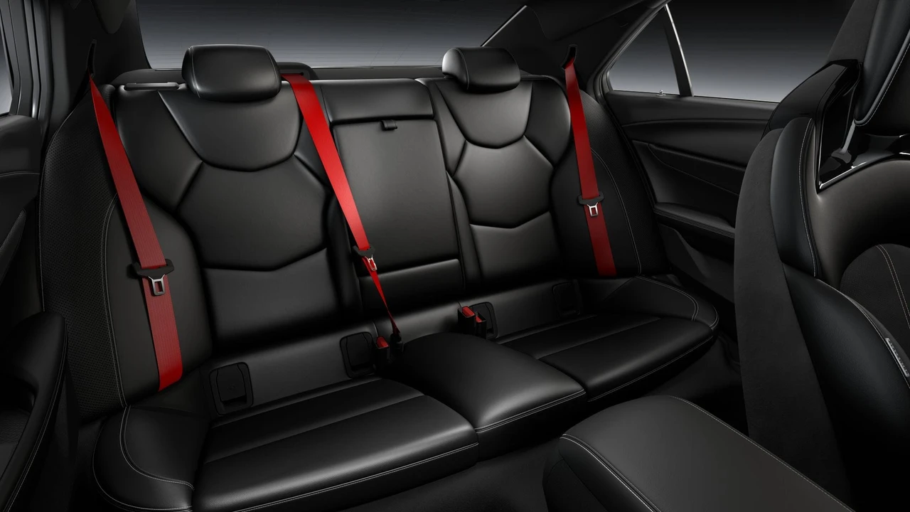 2026 Cadillac CT4-V Blackwing - Image 10 of 11