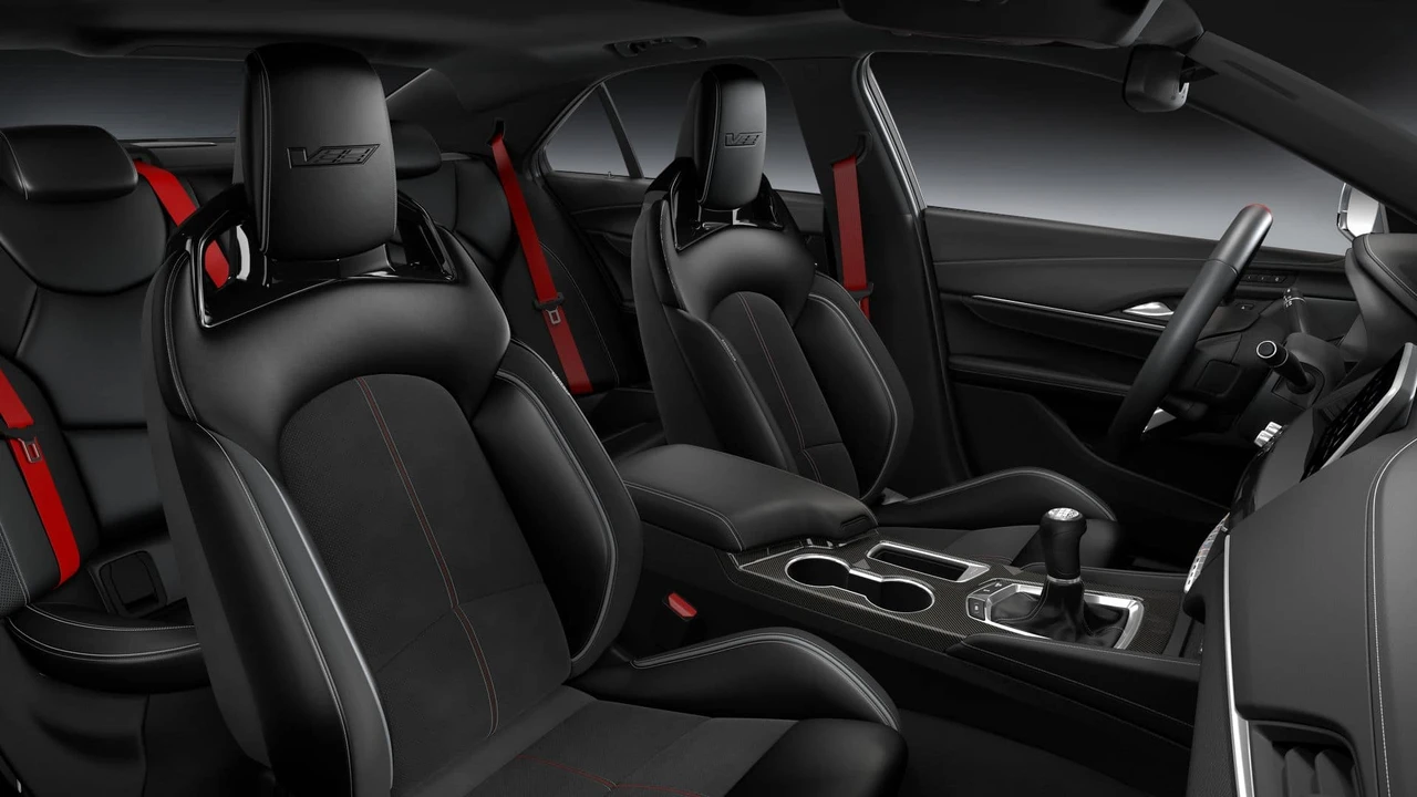 2026 Cadillac CT4-V Blackwing - Image 9 of 11