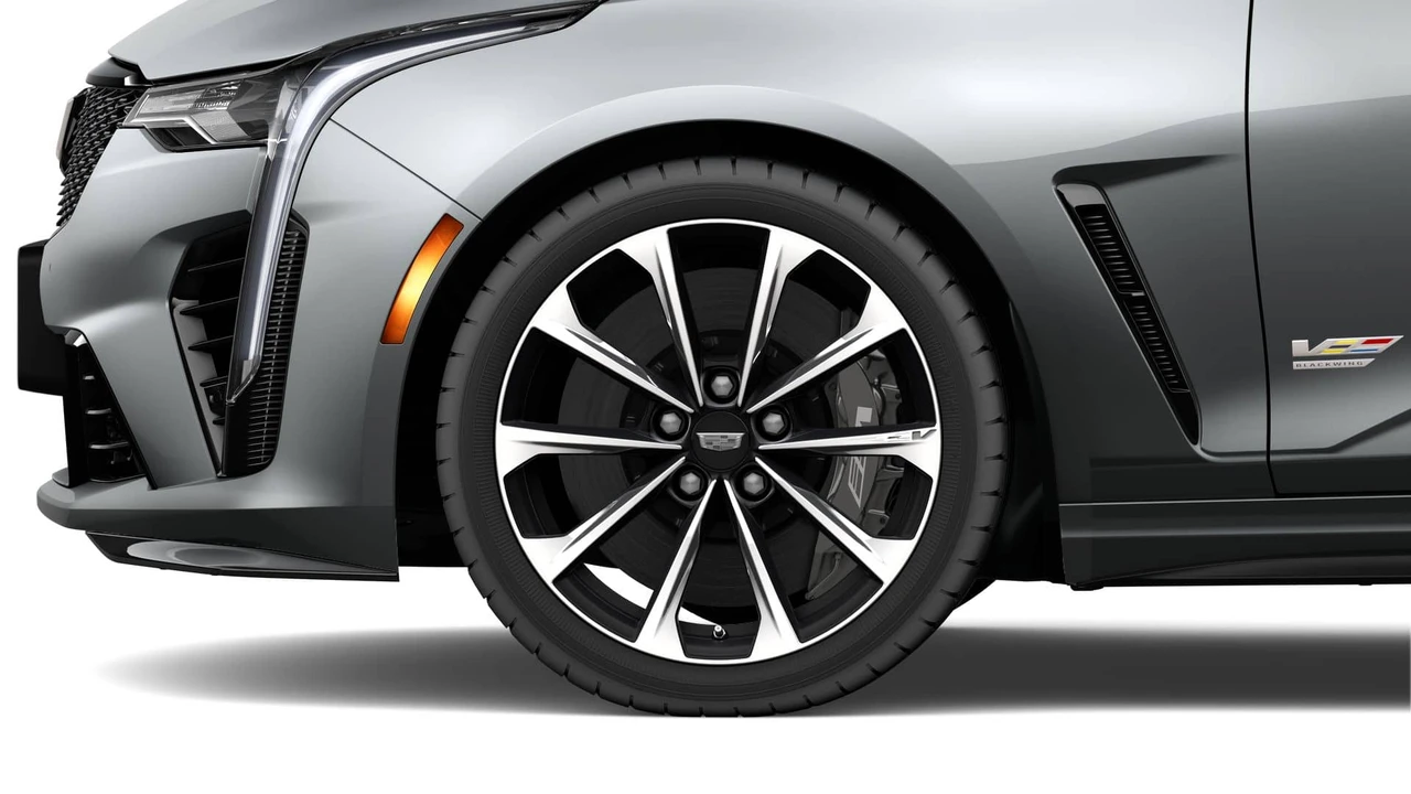 2026 Cadillac CT4-V Blackwing - Image 31 of 31