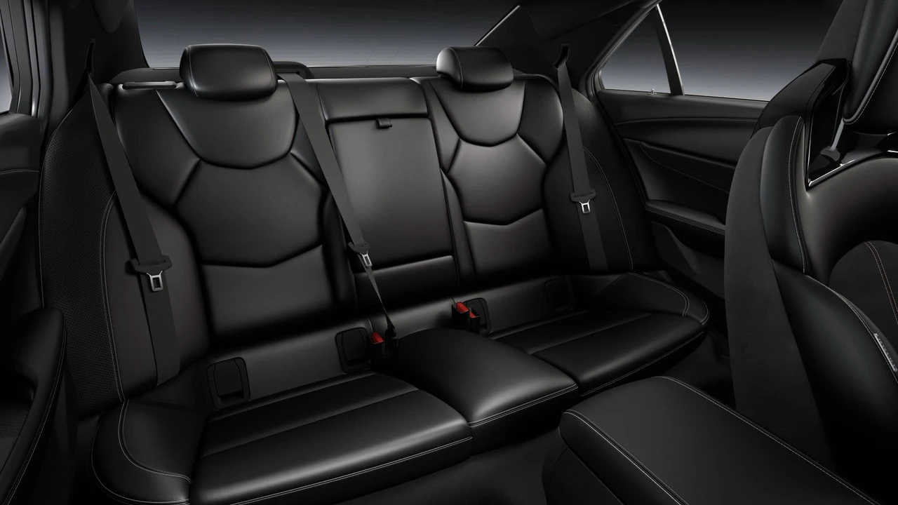 2026 Cadillac CT4-V Blackwing - Image 10 of 11