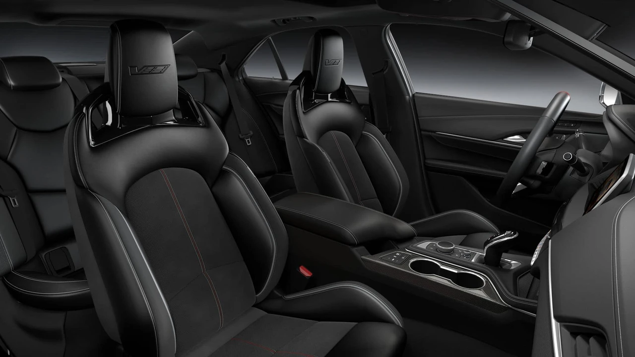 2026 Cadillac CT4-V Blackwing - Image 9 of 11