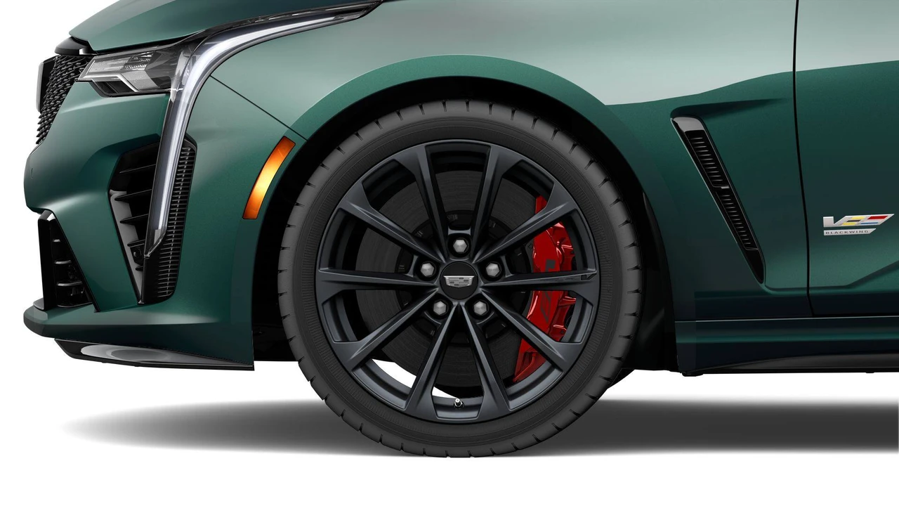 2026 Cadillac CT4-V Blackwing - Image 7 of 11