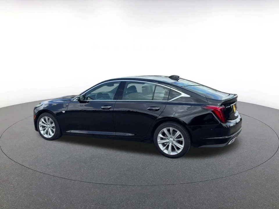 2026 Cadillac CT5 - Image 11 of 31