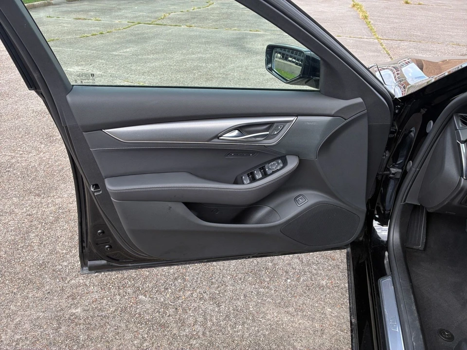 2026 Cadillac CT5 - Image 20 of 31