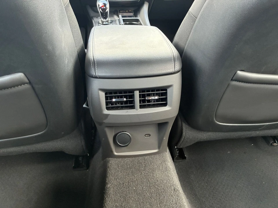 2026 Cadillac CT5 - Image 24 of 31