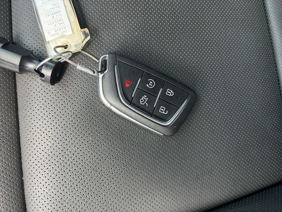 2026 Cadillac CT5 - Image 27 of 31