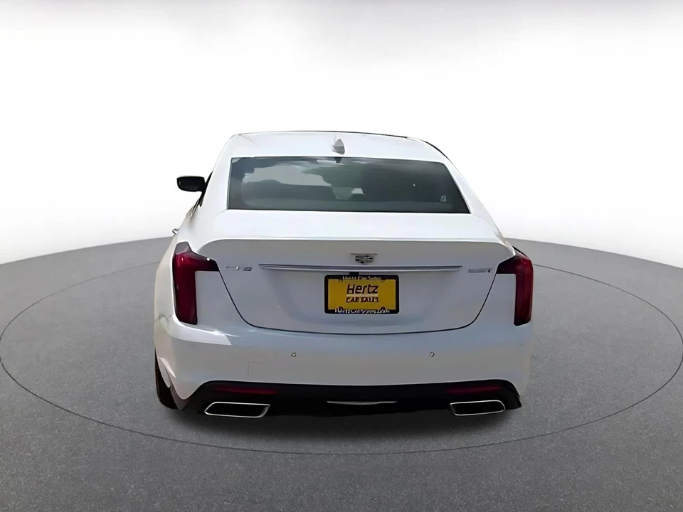 2026 Cadillac CT5 - Image 14 of 31
