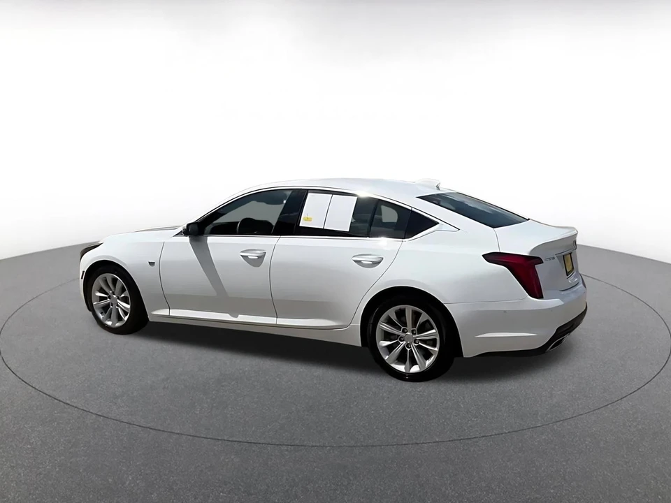 2026 Cadillac CT5 - Image 11 of 31