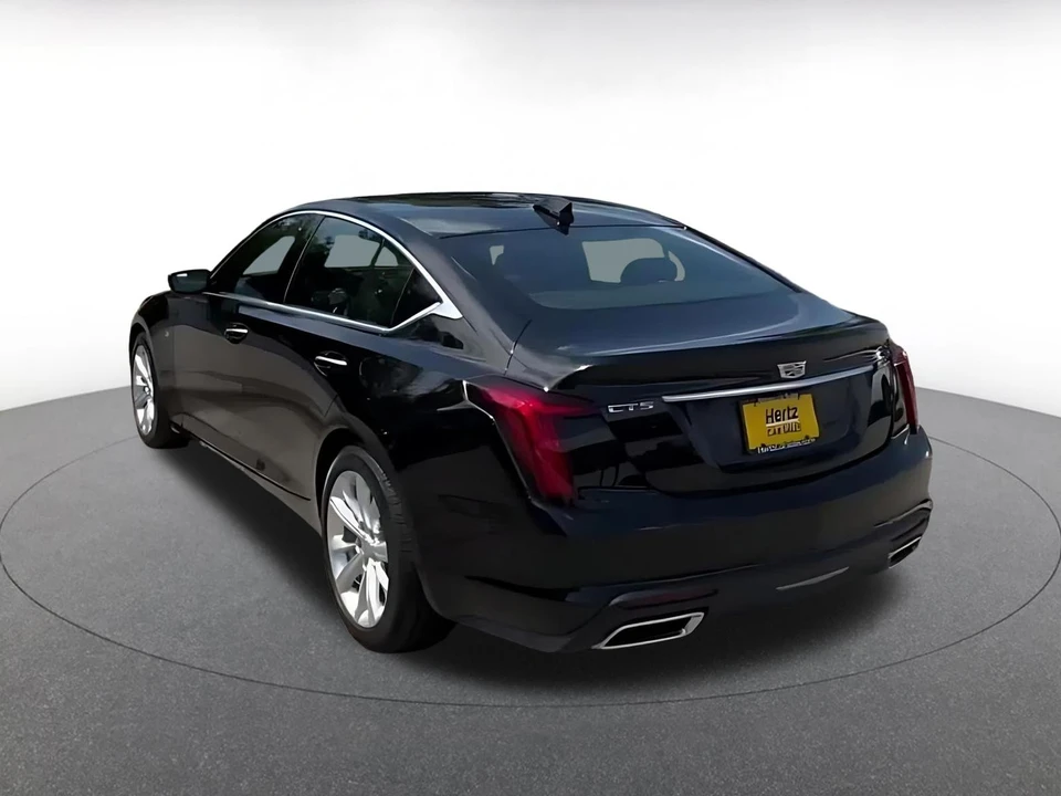 2026 Cadillac CT5 - Image 12 of 31