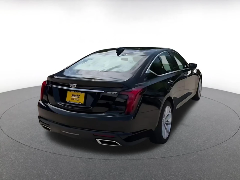 2026 Cadillac CT5 - Image 15 of 31