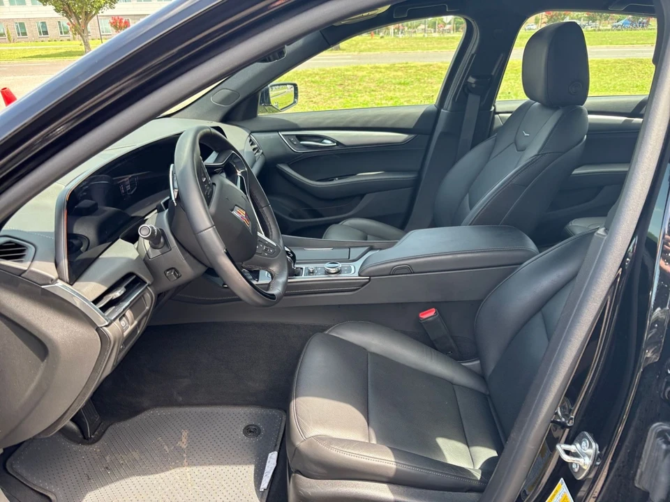 2026 Cadillac CT5 - Image 30 of 31