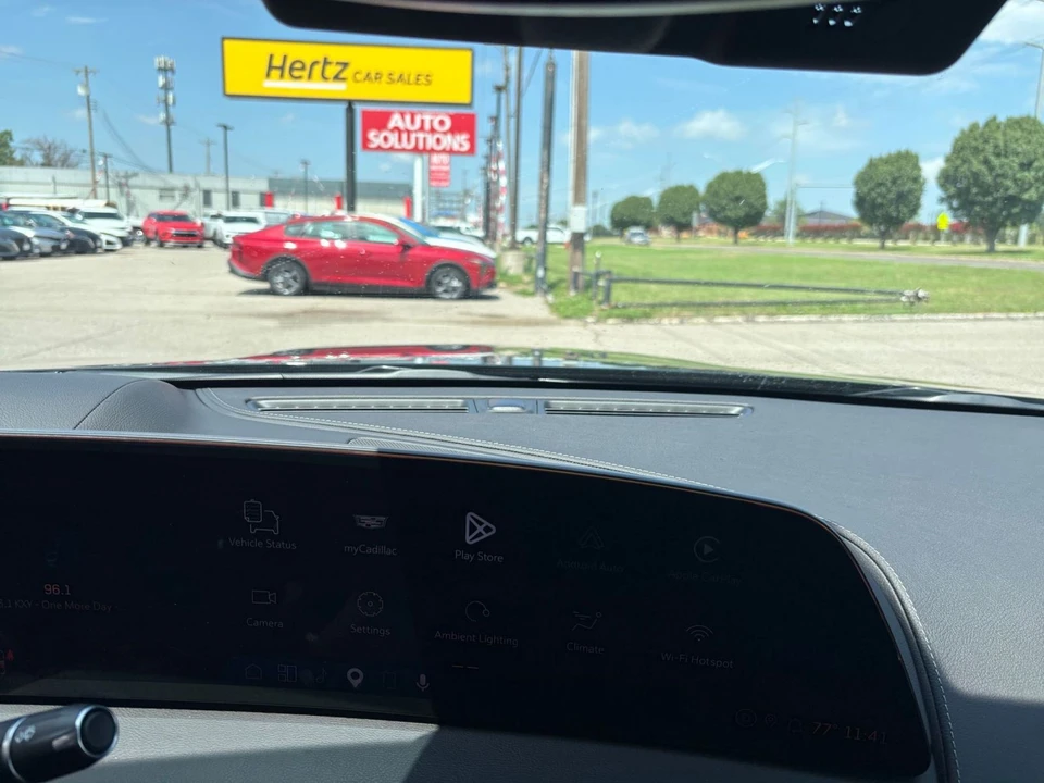 2026 Cadillac CT5 - Image 18 of 31