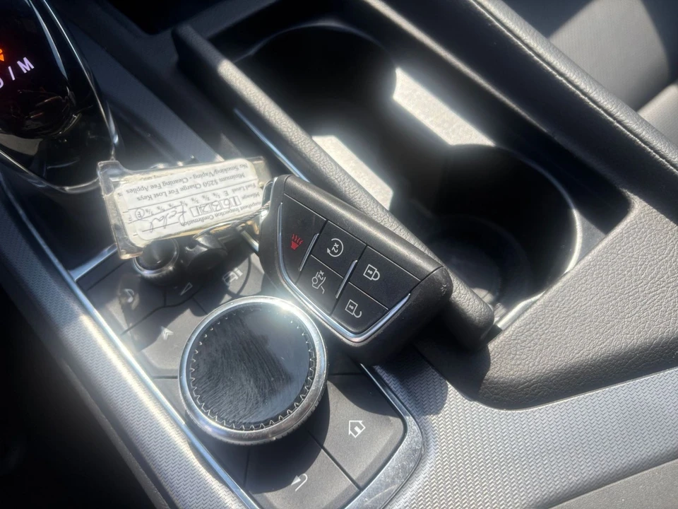 2026 Cadillac CT5 - Image 23 of 31