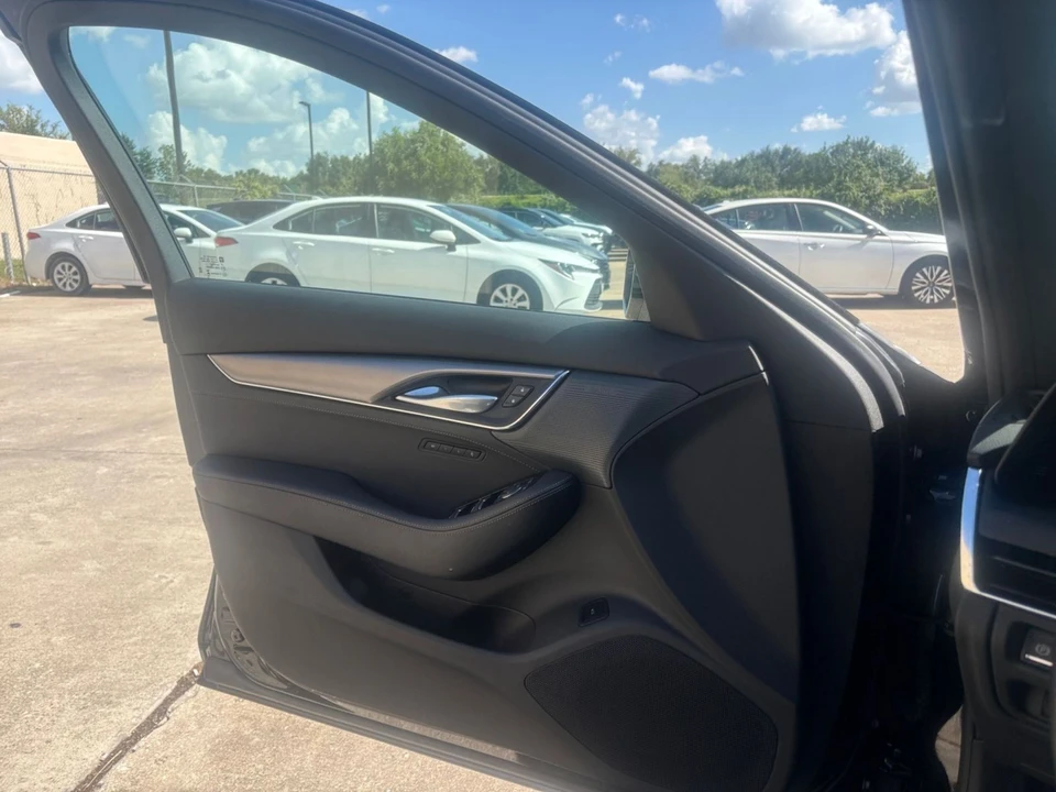 2026 Cadillac CT5 - Image 20 of 31