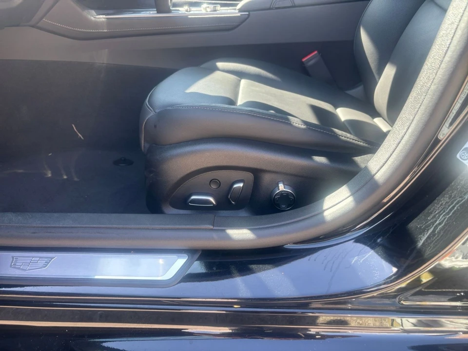 2026 Cadillac CT5 - Image 24 of 31