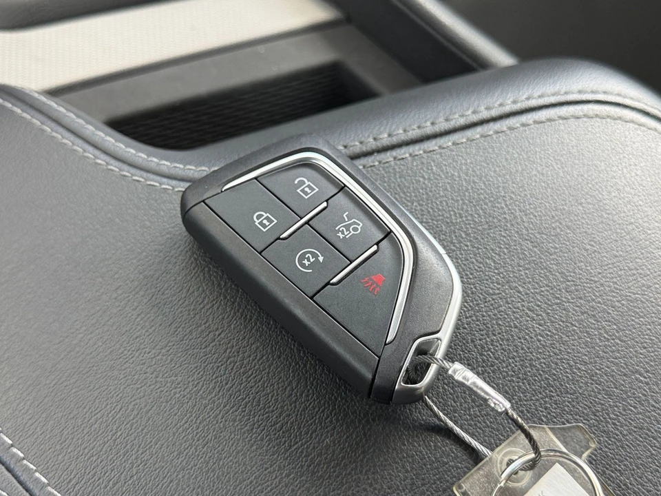 2026 Cadillac CT5 - Image 24 of 31