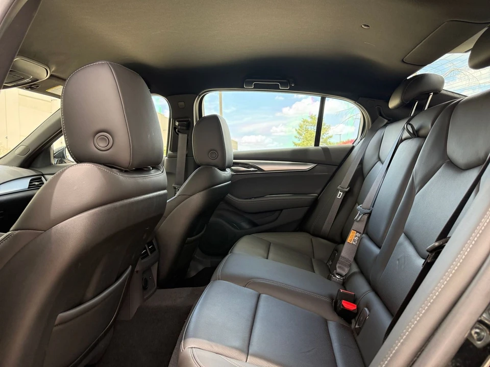 2026 Cadillac CT5 - Image 29 of 31