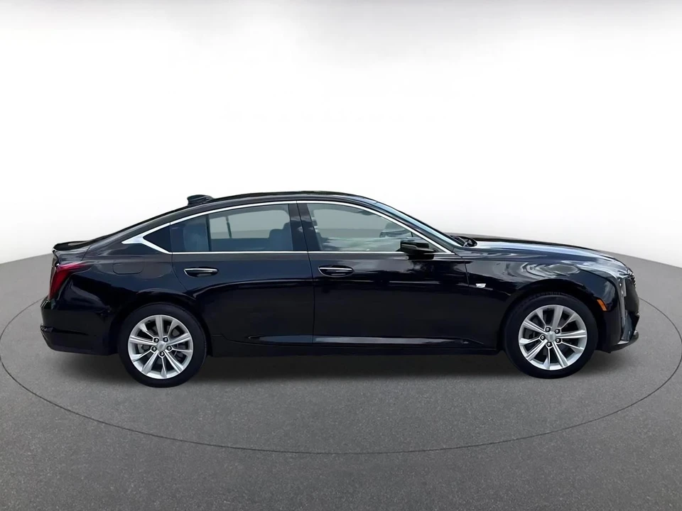 2026 Cadillac CT5 - Image 17 of 31