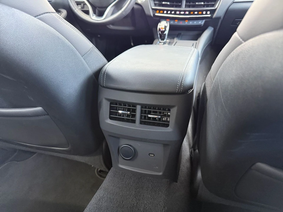 2026 Cadillac CT5 - Image 26 of 31