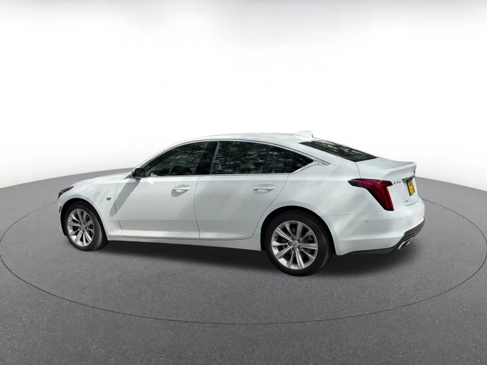 2026 Cadillac CT5 - Image 11 of 31