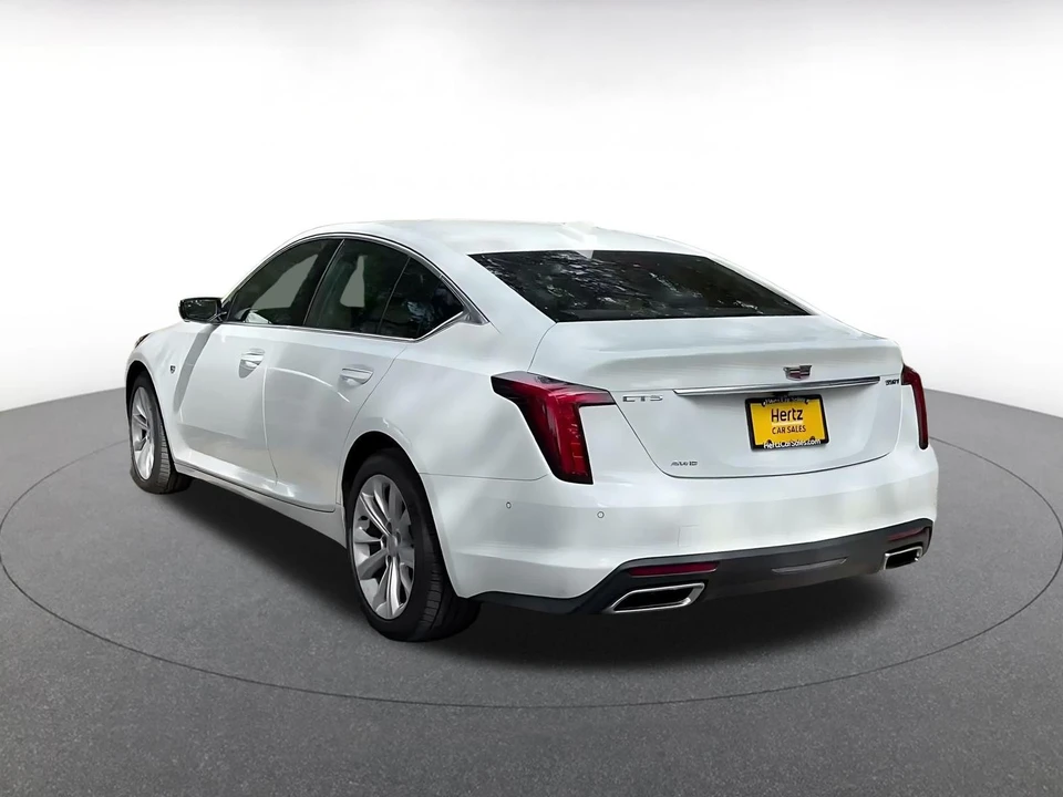 2026 Cadillac CT5 - Image 12 of 31