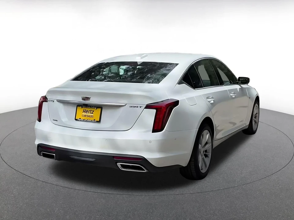 2026 Cadillac CT5 - Image 15 of 31