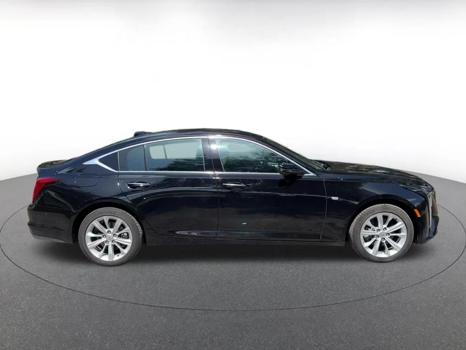 2026 Cadillac CT5 - Image 17 of 31