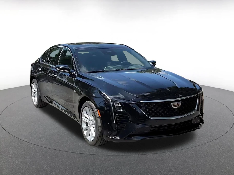 2026 Cadillac CT5 - Image 3 of 31