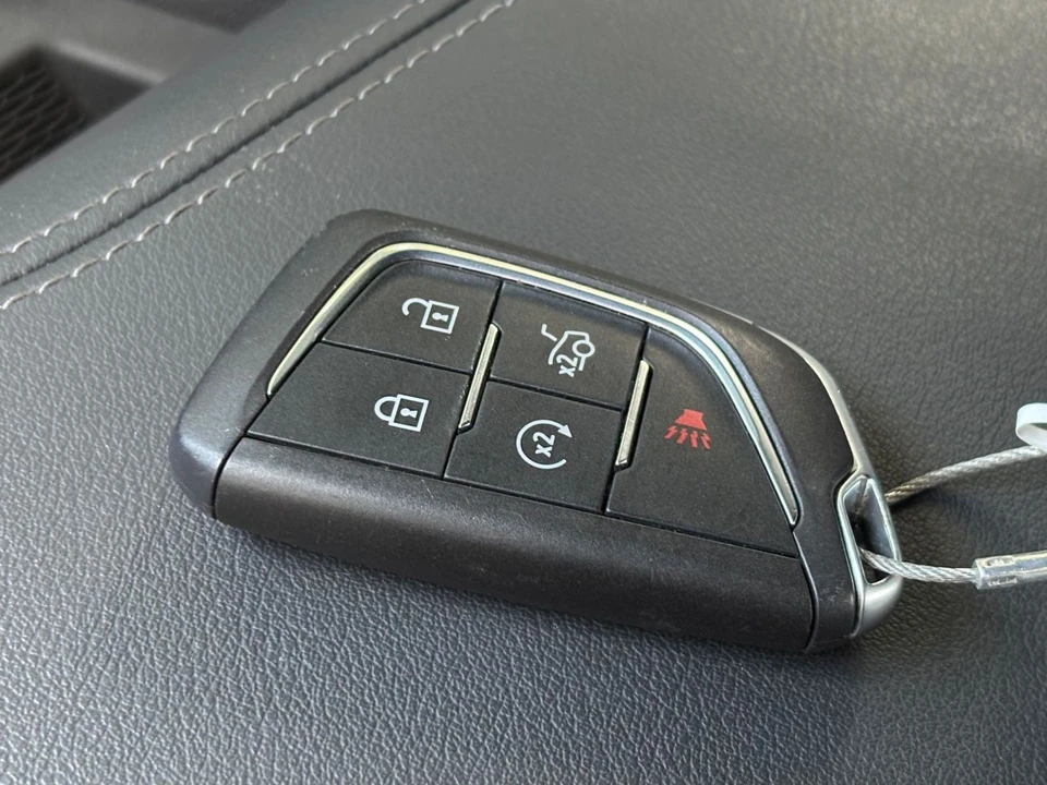 2026 Cadillac CT5 - Image 27 of 31