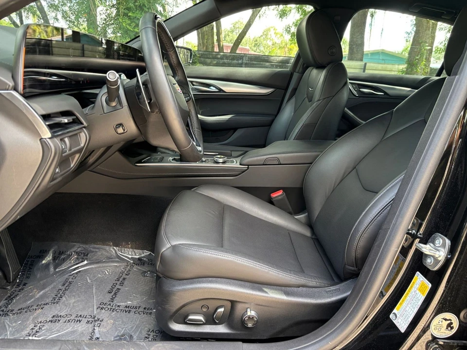 2026 Cadillac CT5 - Image 29 of 31