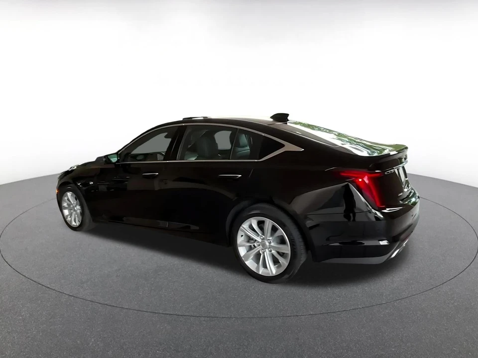 2026 Cadillac CT5 - Image 12 of 31