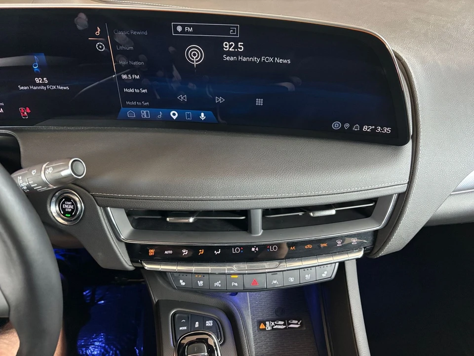 2026 Cadillac CT5 - Image 19 of 31