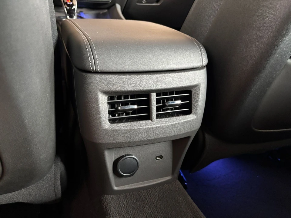 2026 Cadillac CT5 - Image 26 of 31